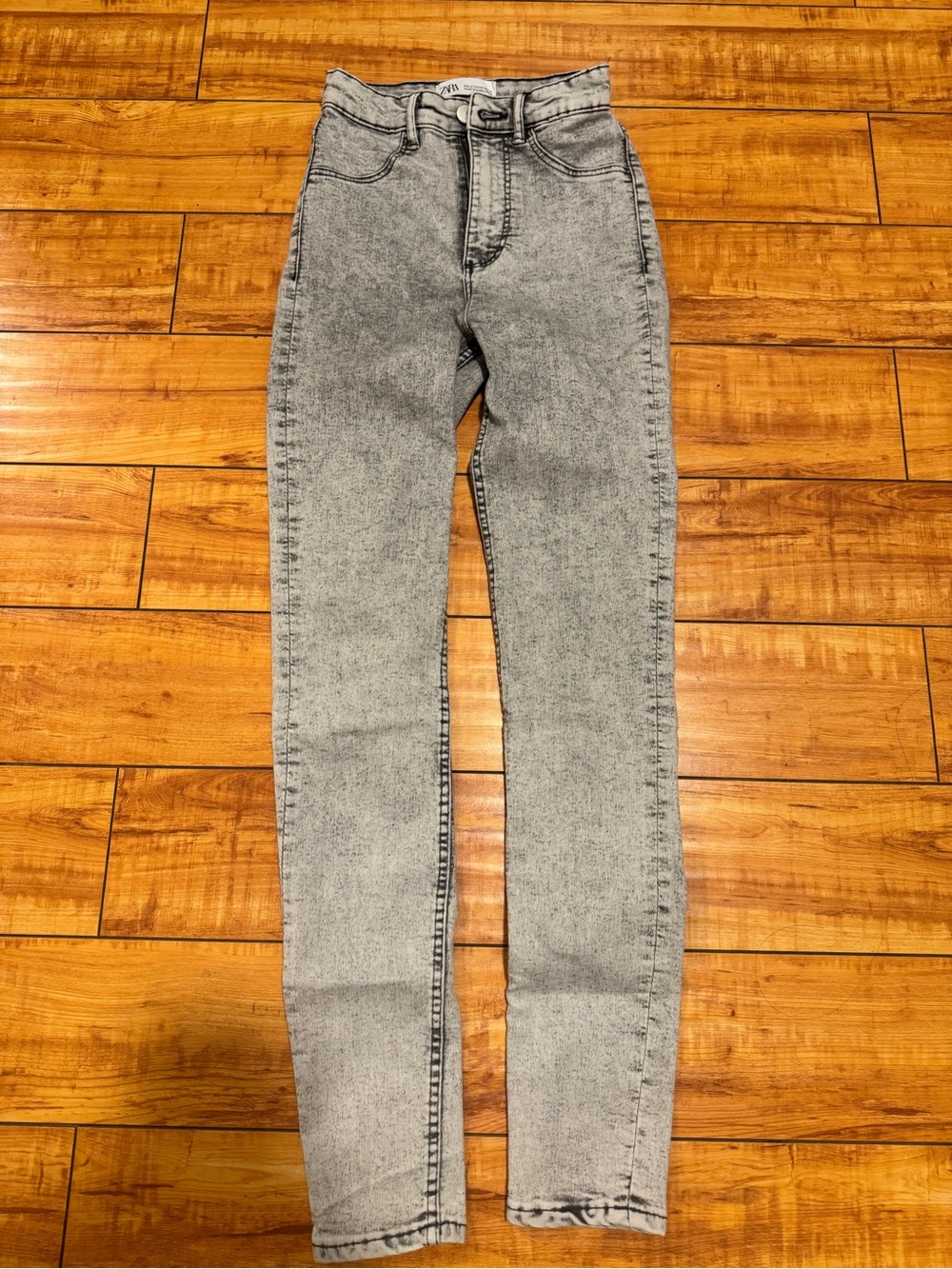 Zara Light Gray Acid-Wash Skinny Jeans